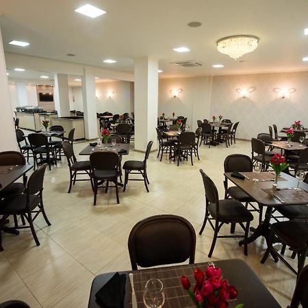 Francisco Beltrao Palace Hotel Bagian luar foto